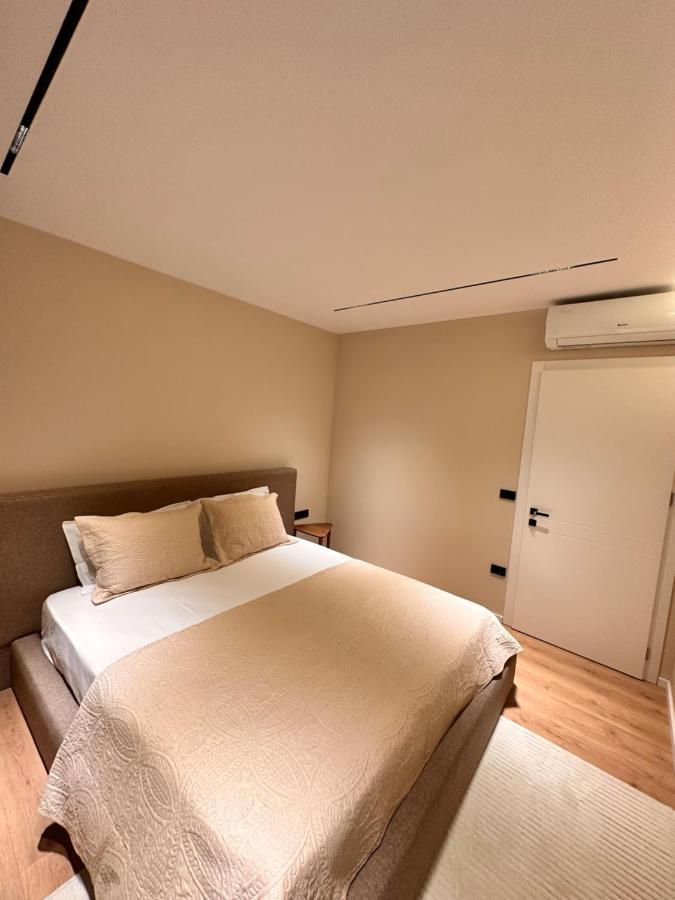 Aia Suites & Apartments Tirana Eksteriør billede